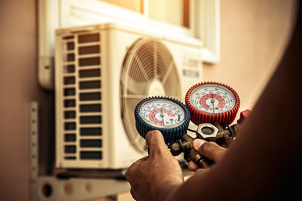 Professional Hvac technician working in Firth, ID